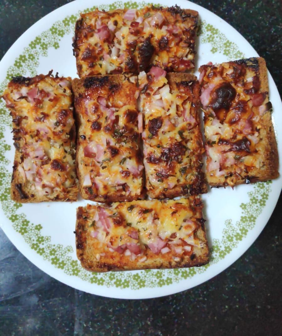 Cheese and onion toasts