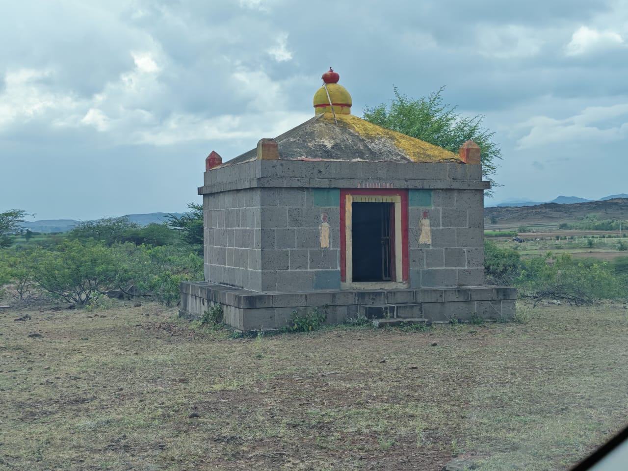 Roadside shrine