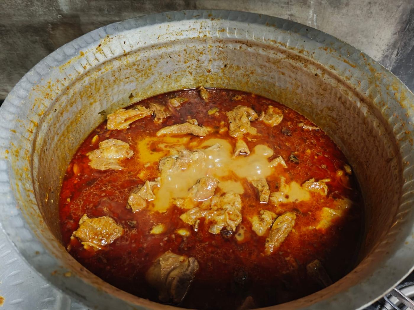 Food curry pot